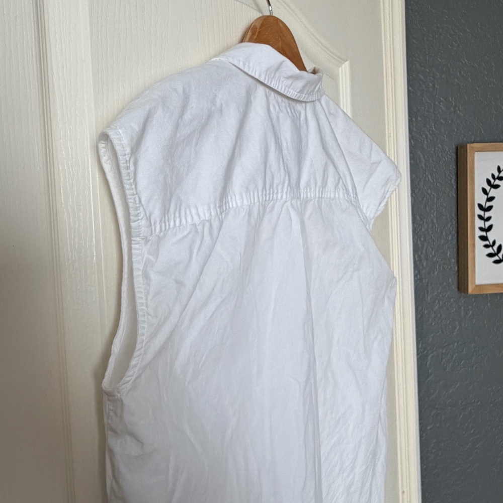 Maeve The Bennet Buttondown White Muscle Tank Shirt, Small - Picture 9 of 13